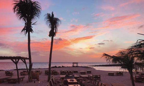 The 5 best hotspots on Bonaire to enjoy a sunset cocktail